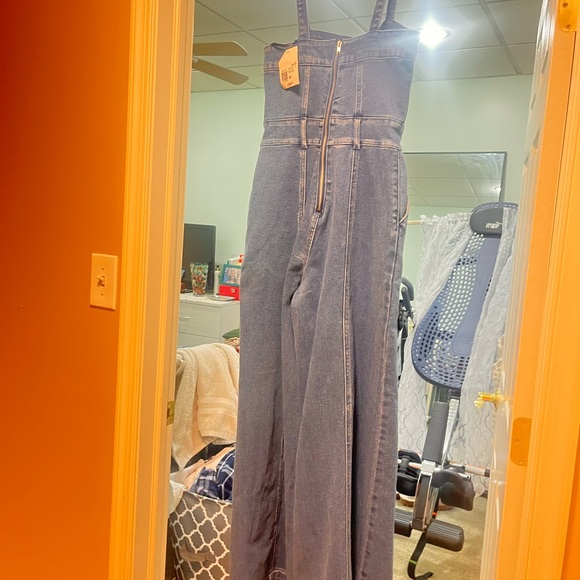 Women's Blue Denim Jumpsuit - Picture 4 of 4
